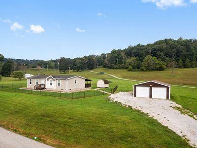 9098 Indian Creek