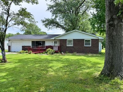 17 Crestwood Ln