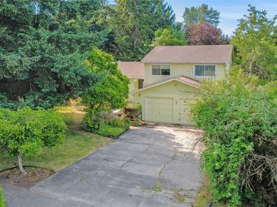 2704 24th Avenue Ct SE