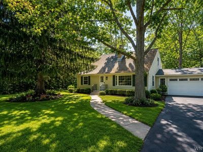 Property at 708 The Circle Dr, Lewiston, NY