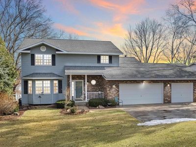 1925 SECOND LAKE DRIVE