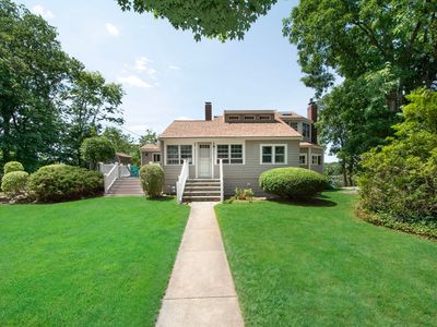 36 Bonnie Brier Cir