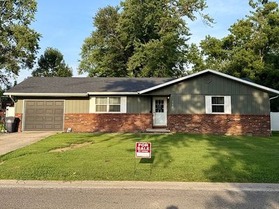 Property at 742 N Reel Ave, Salem, IL
