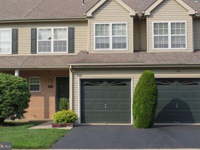 213 Yale Ct