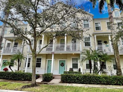 123 E Royal Palm Cir APT 105