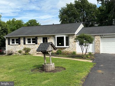 1217 Greeley Ave