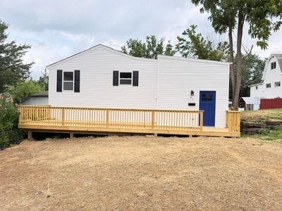31 E Hallam Ave