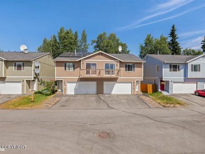 6284 Fairweather Dr