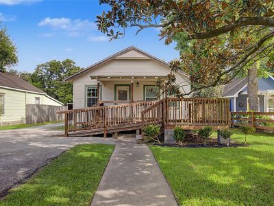 304 Foster St
