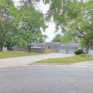 1640 S High St