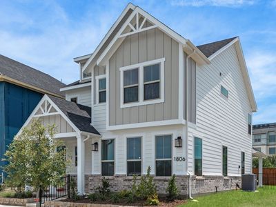 1806 Waterwalk Dr