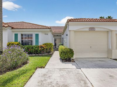 6108 Floral Lakes Drive