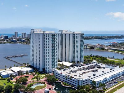 231 RIVERSIDE Drive #1108-1
