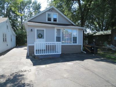 5716 Lakeview Ter
