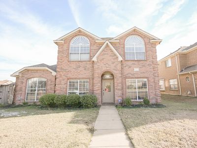 2010 Hillshire Dr
