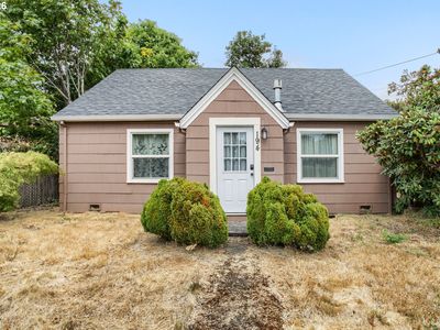 194 S Elm St