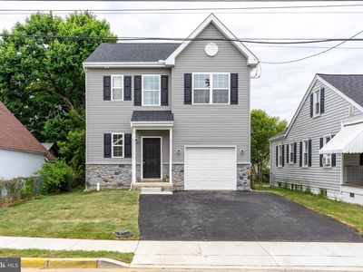 5 W Summit Ave