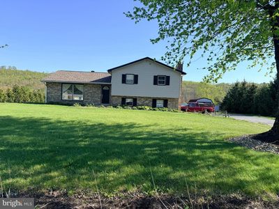 64 Fairway Dr