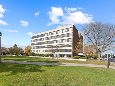 2144 Pelissier St #304