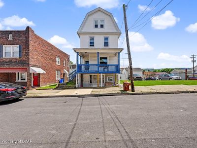 65 W Green St