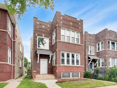 1051 N Massasoit Ave