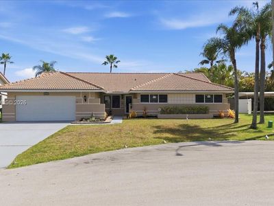 6520 Olde Moat Way