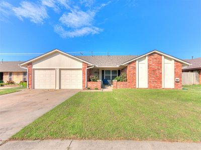 3613 Country Club Dr