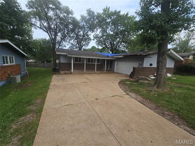 420 Waterford Dr