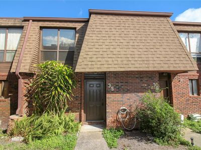 1836 N Crystal Lake Dr APT 35