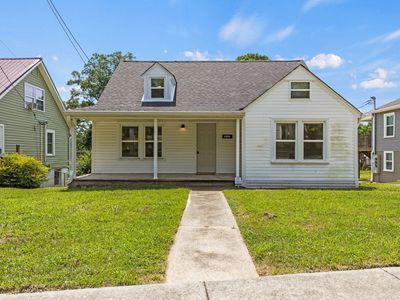 812 Woodmont Blvd