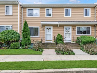 Property at 36 Town House Drive #36, Massapequa Park, NY