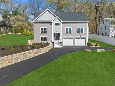 301 Maple Ave
