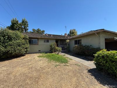 1095 Buchanan Ct