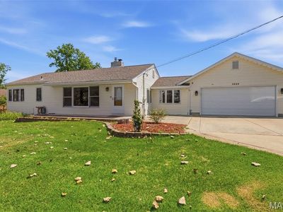 Property at 1222 Scenic Dr, Herculaneum, MO