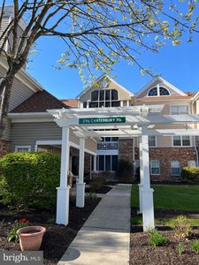 296 Canterbury Rd APT J