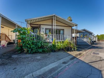 580 Ahwanee Ave SPC 11