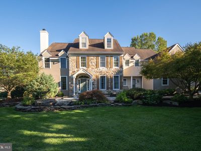 7 Gregory Ln