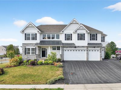1 Equestrian Dr