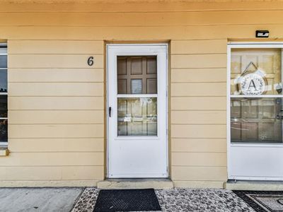 2466 Ecuadorian Way APT 6