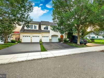 54 Old Barn Dr