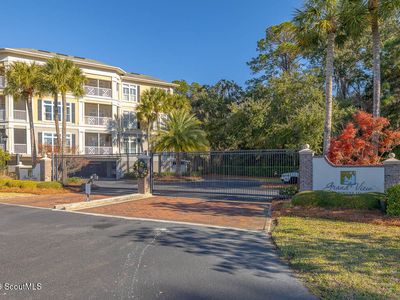 1301 Grand View Dr #1301