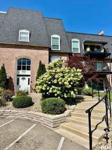 4900 N Knoxville Ave APT 205A