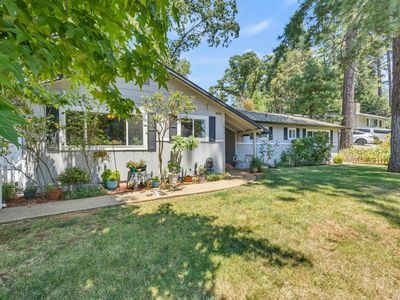 3975 Valley Vista Dr