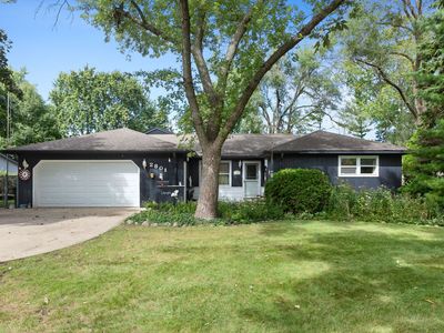 Property at (Undisclosed Address), Rolling Meadows, IL