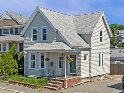 32 Puritan Rd