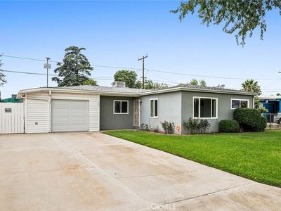 Property at 124 N Pine Ave, Rialto, CA