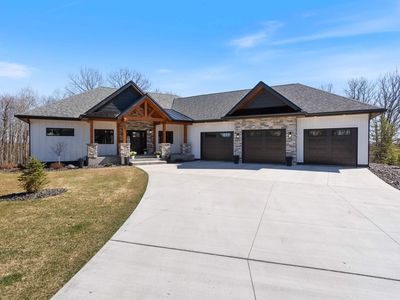 3960 Peyton Ln