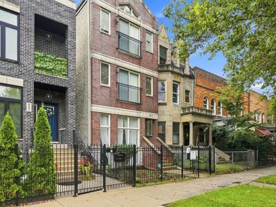 4203 S Prairie Ave #1