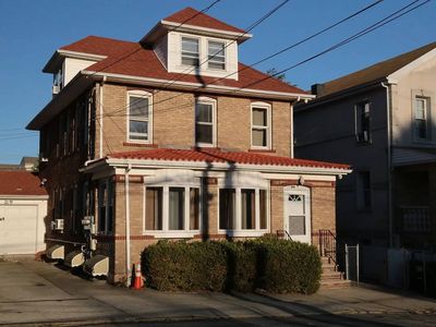 69 Windom Ave
