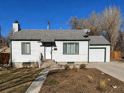1403 Pioneer Dr